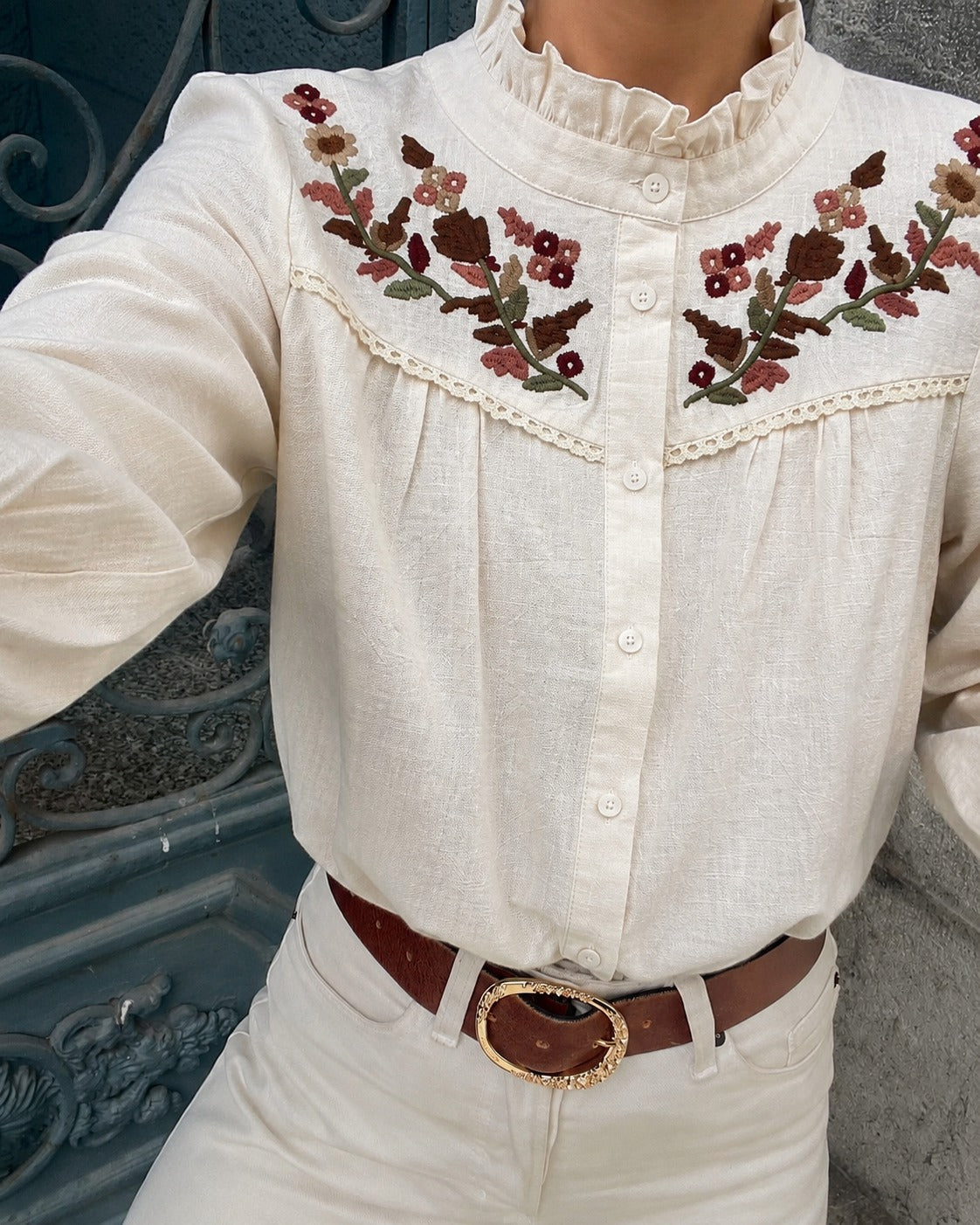 Floral Embroidered Linen-Blend Blouse (